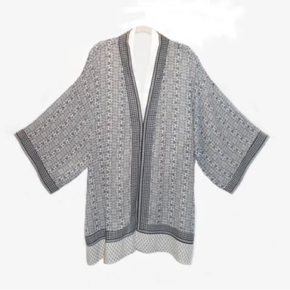 Max Studio Black and Gray Patterned Poncho - Picture 3 of 8